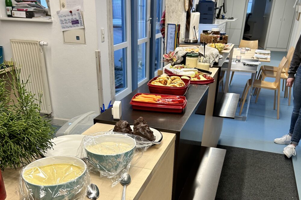 Viele Leckereien bringt jeder mit